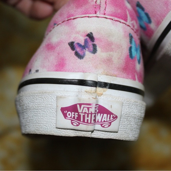 Size 3.0 kids butterfly and unicorn vans sneakers. - Picture 5 of 6